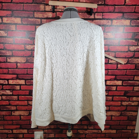Torrid Cream Lace Bomber Jacket - Picture 5 of 6
